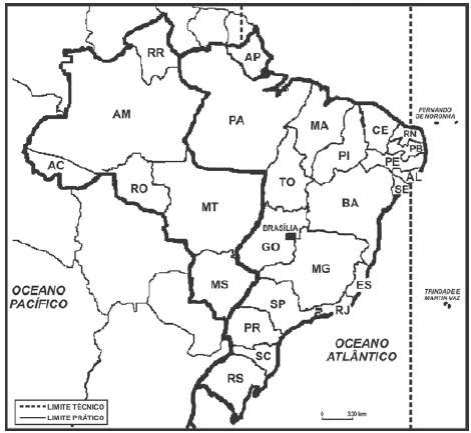 Mapa dos estados brasileiros e limites teórico e prático dos fusos, com ilhas e escala.