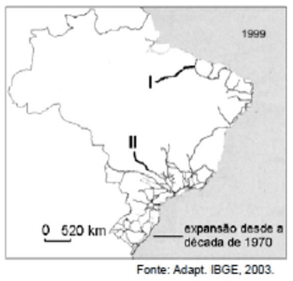 Ferrovias no Brasil em 1999, trechos I/II, expansão desde a década de 1970, escala de 520 km e crédito Fonte: Adapt. IBGE, 2003.