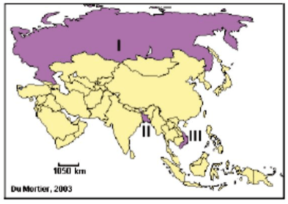 Mapa da Ásia com países I, II e III destacados, fronteiras, escala de 1050 km e crédito Du Mortier, 2003.
