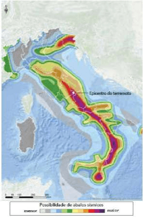 Mapa da Itália de probabilidade de terremotos, com epicentro, escala e legenda cromática completa de menor a maior possibilidade.