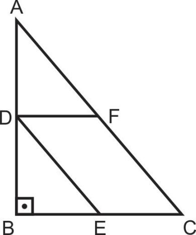 Triângulo retângulo ABC, pontos D/E/F, paralelogramo DECF e marca de ângulo reto em B.
